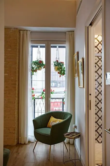 Mini Hotel In The Heart Of Sevilla For Exclusive Usage